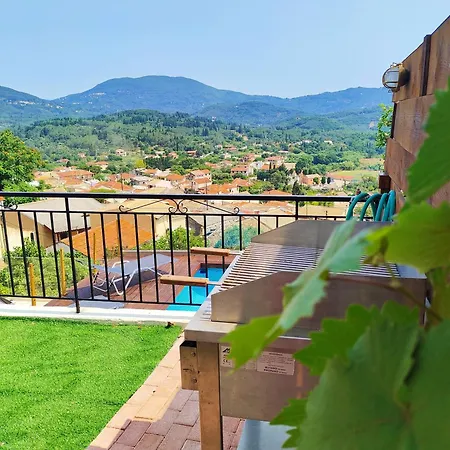 Chrysanthos Casa vacanze Ágios Matthaíos